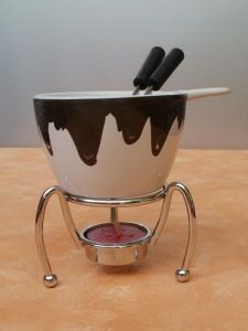 Fondue-Set mit Schoko-Dekor