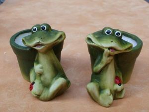 Blumentpfe mit einem Frosch, 2er Set